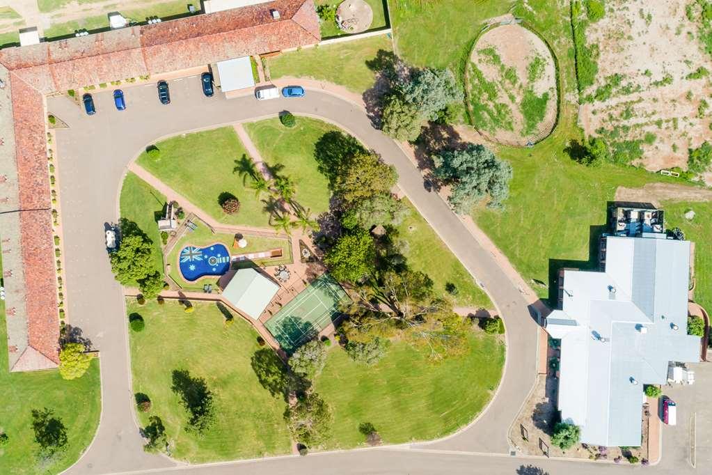 Econo Lodge Savannah Park טאמוורת' מראה חיצוני תמונה