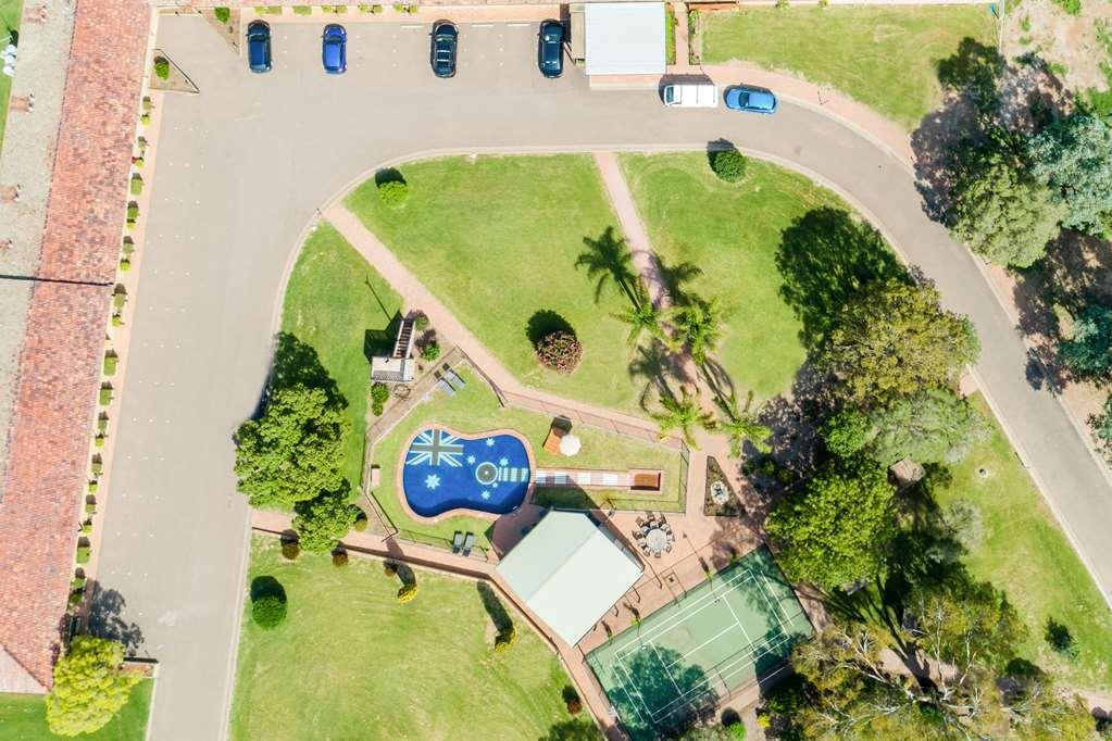 Econo Lodge Savannah Park טאמוורת' מראה חיצוני תמונה