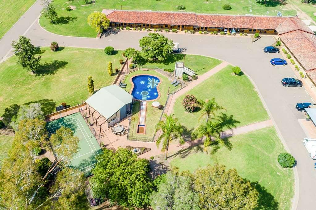 Econo Lodge Savannah Park טאמוורת' מראה חיצוני תמונה